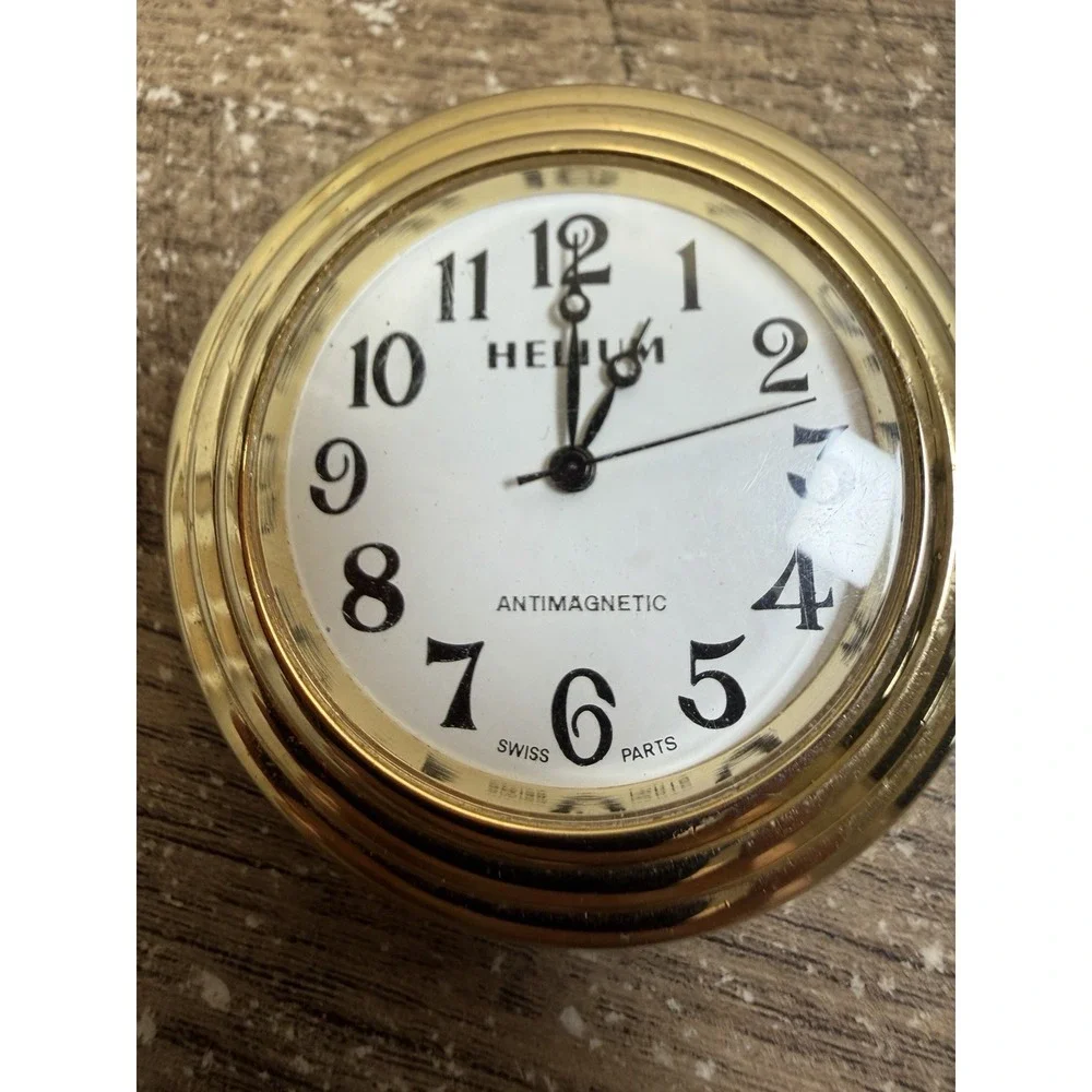 Helium vintage swiss